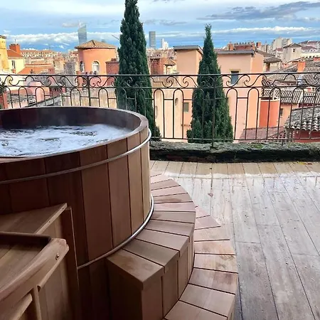 Mihotel - La Maison Rose Frühstückspension *