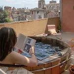 Mihotel - La Maison Rose 3*