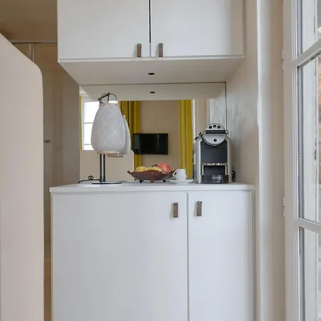 Mihotel - La Maison Rose 3* ليون