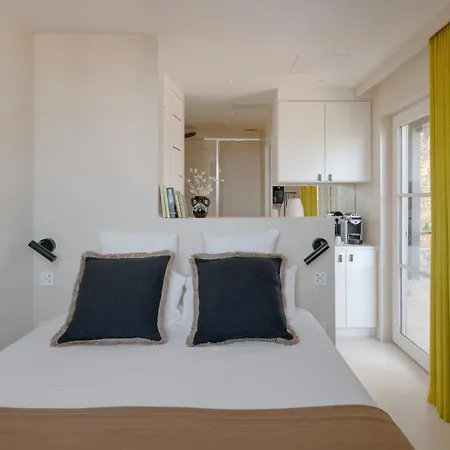 فندق مبيت وإفطار Mihotel - La Maison Rose 3*
