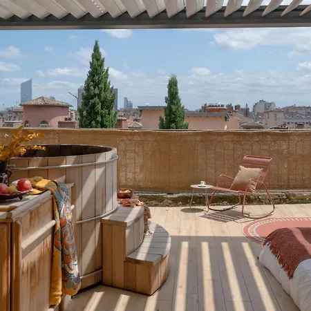 Mihotel - La Maison Rose Bed & Breakfast 3*