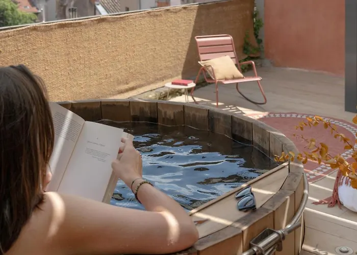 Bed & Breakfast Mihotel - La Maison Rose 3*
